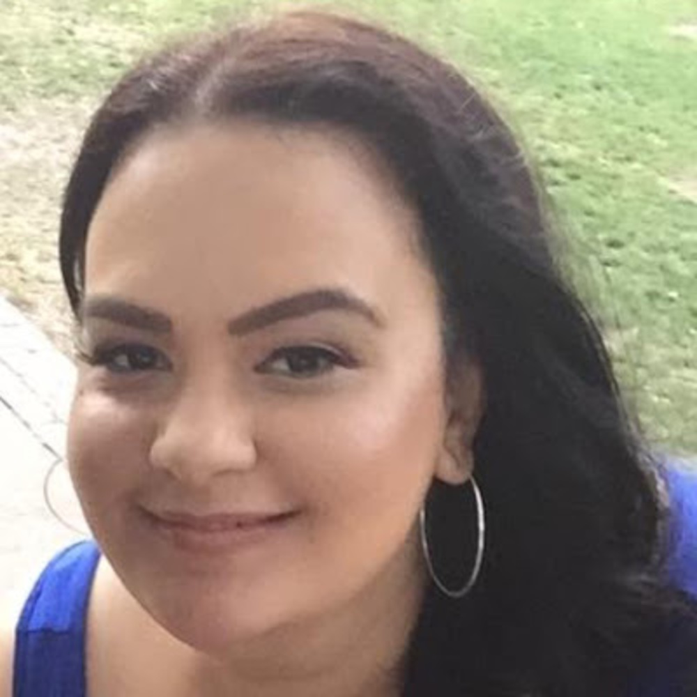 Meet your Posher, Zenaida